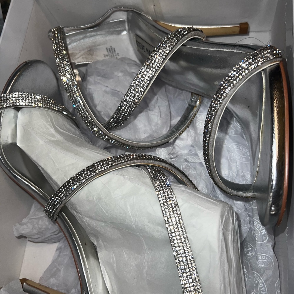 Worn in a wedding once